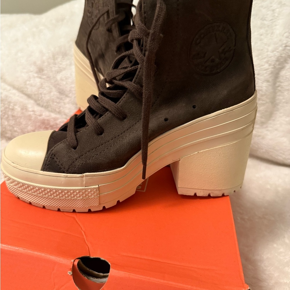 CONVERSE Chuck 70 De Luxe Heel Hi – Fresh Brew 🤎 - Picture 4 of 6